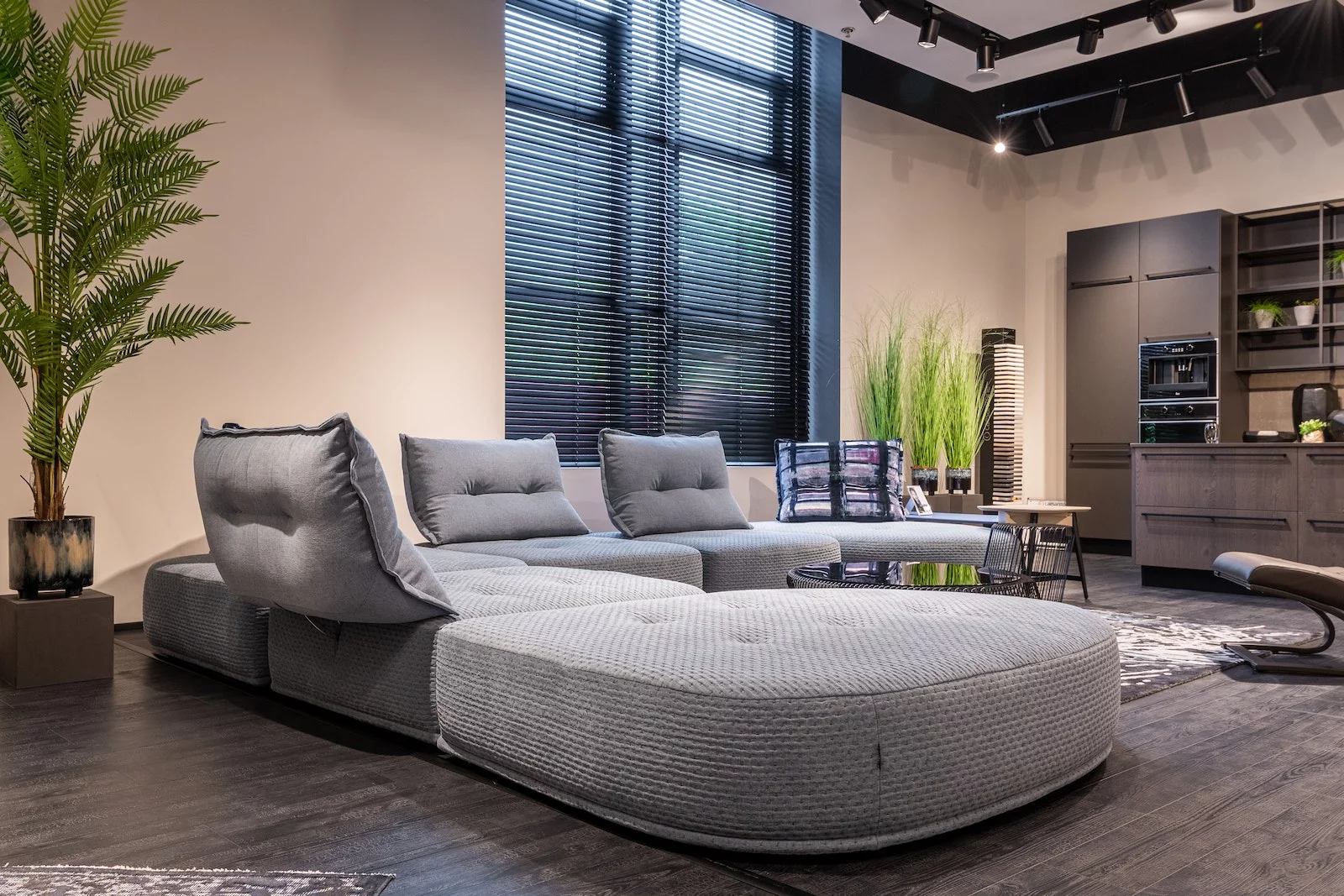Nettoyer un canapé en tissu