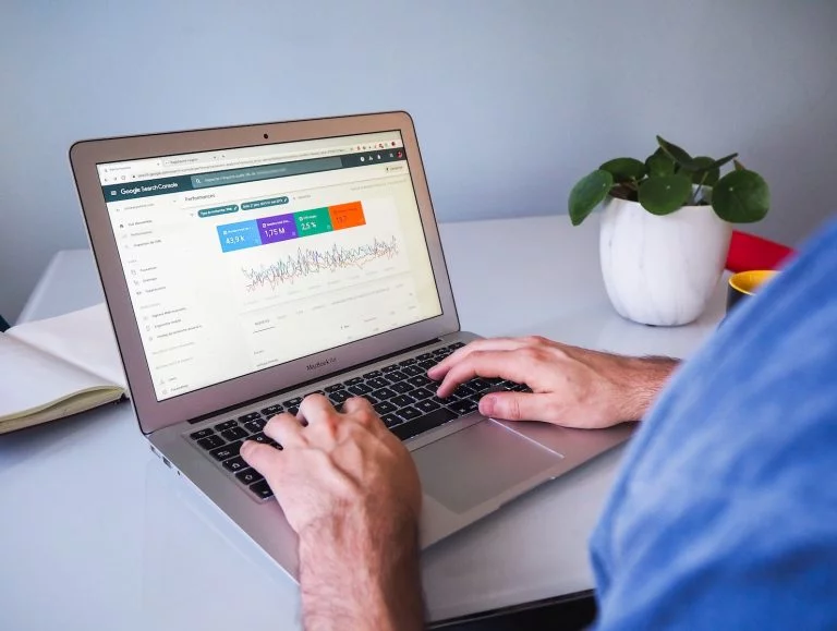 Consultant seo paris
